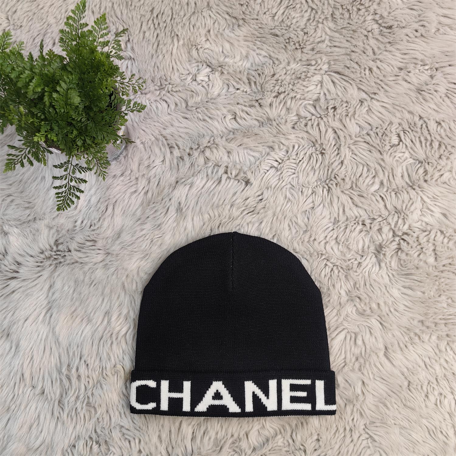 CC/LV $16 gallery