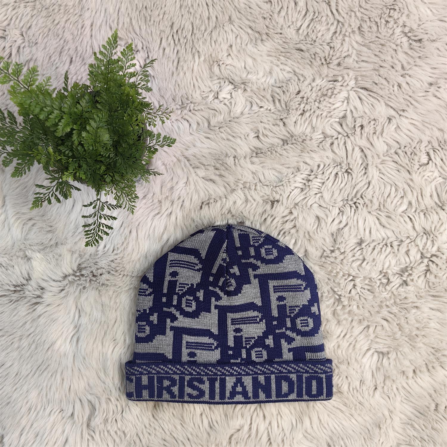 CC/LV $16 gallery