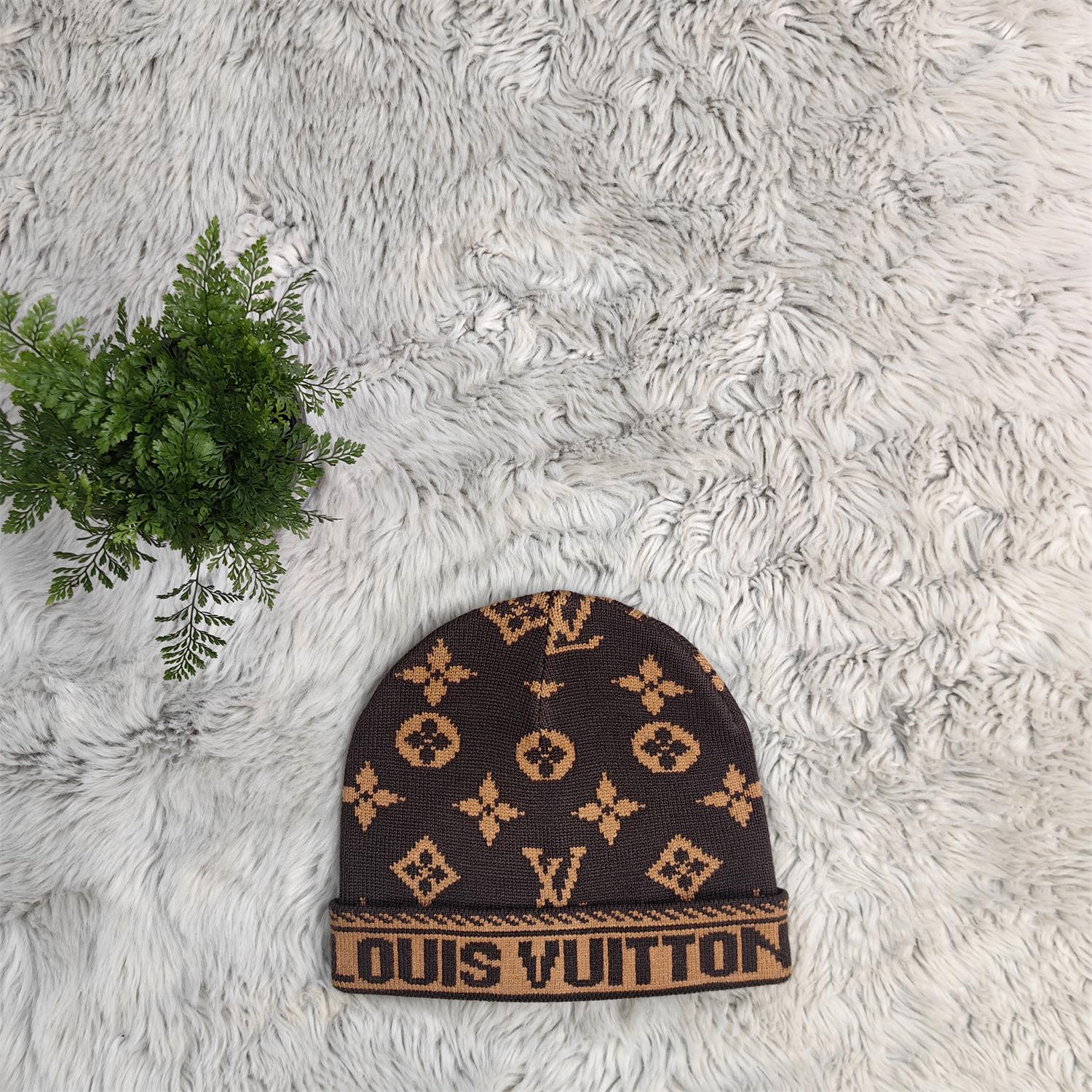 CC/LV $16 gallery