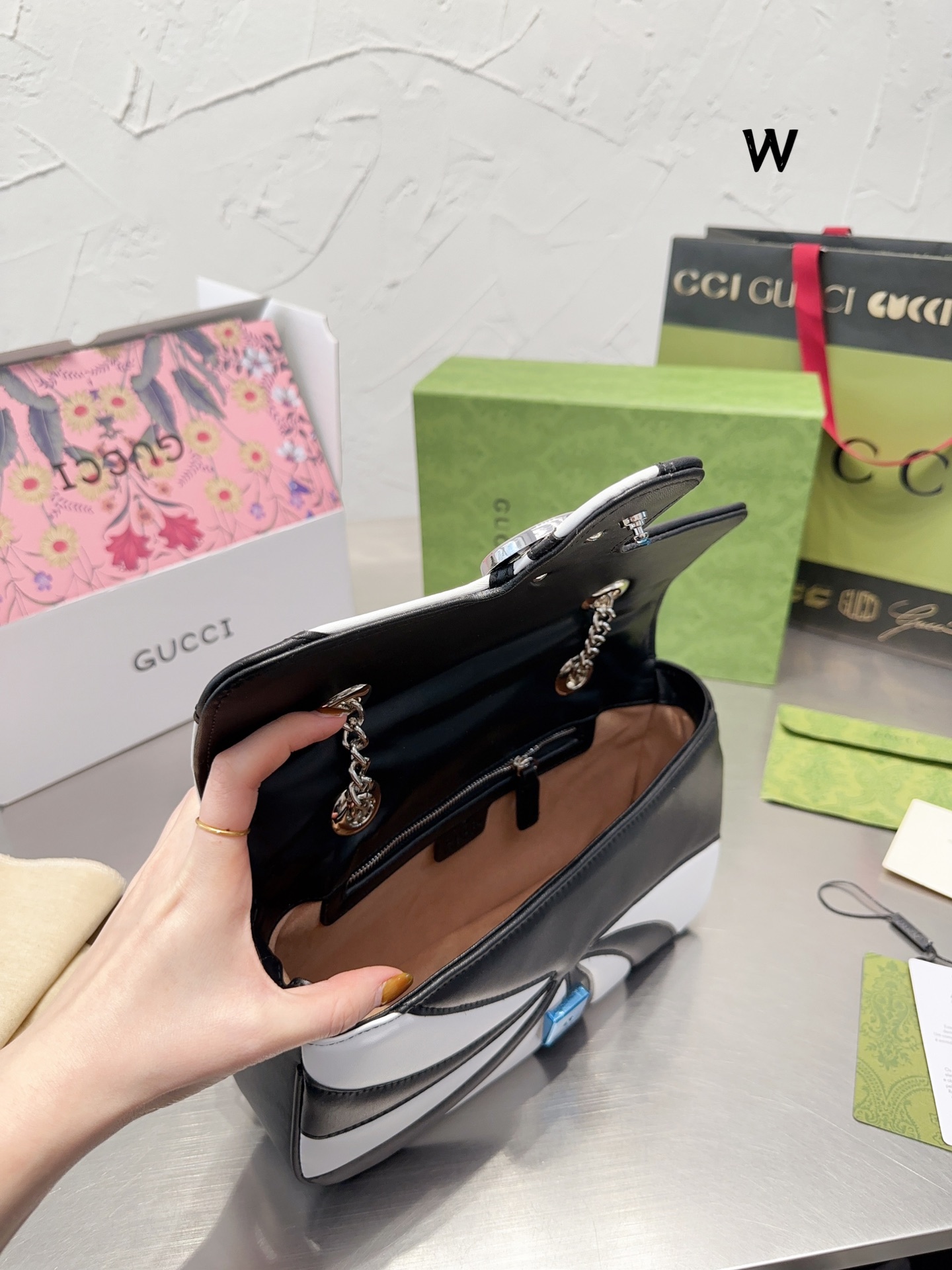 GG $72 gallery