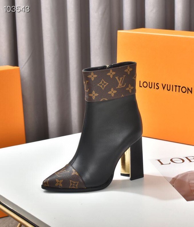 LV $105 gallery