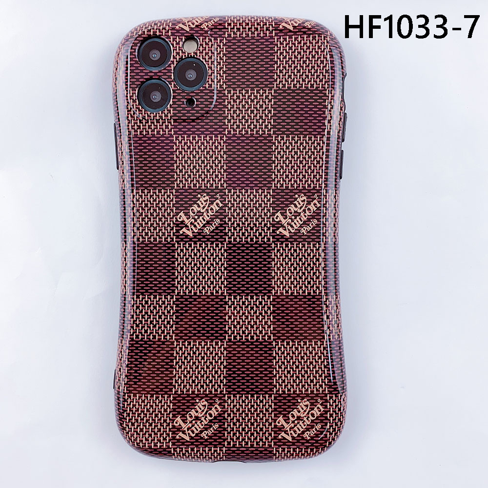 LV $11 gallery