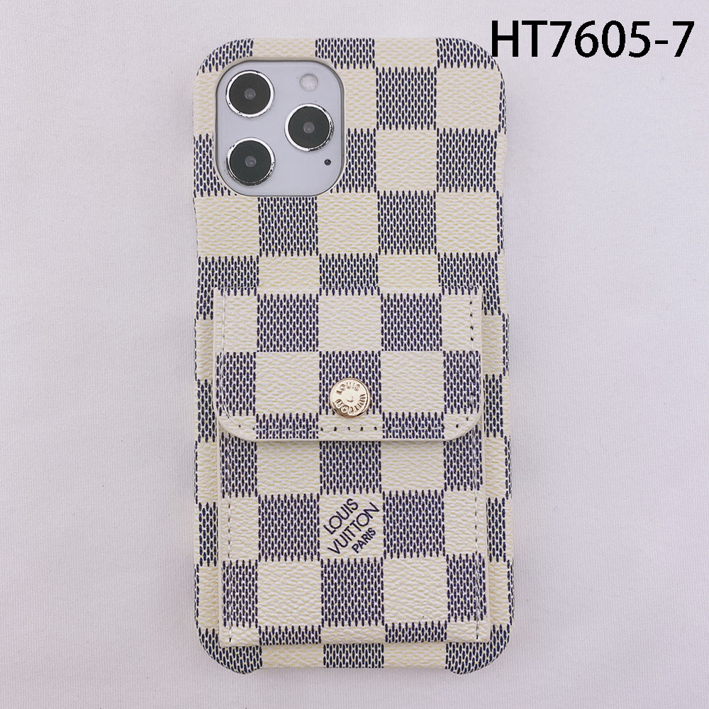 LV $11 gallery