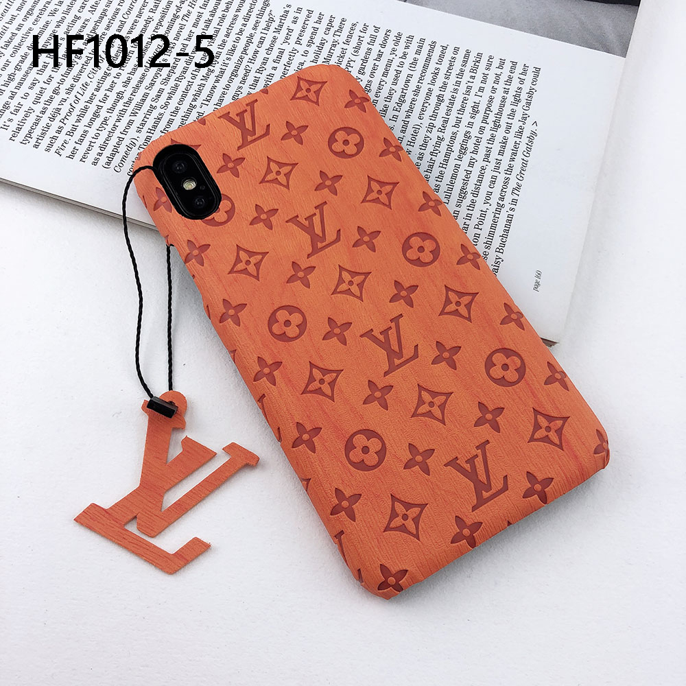 LV $12 gallery