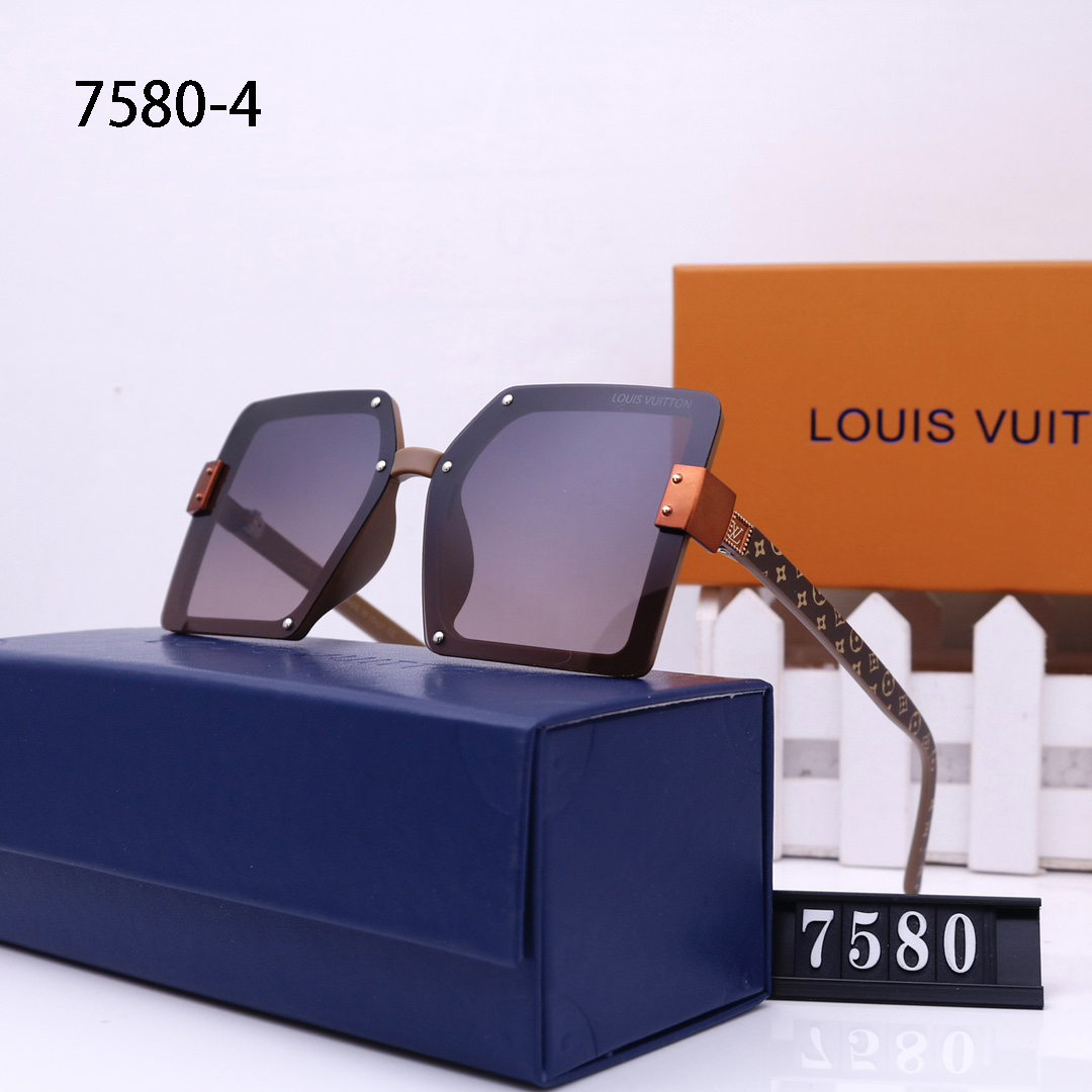 LV $21 gallery