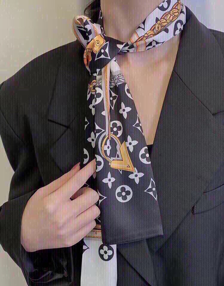 LV gallery