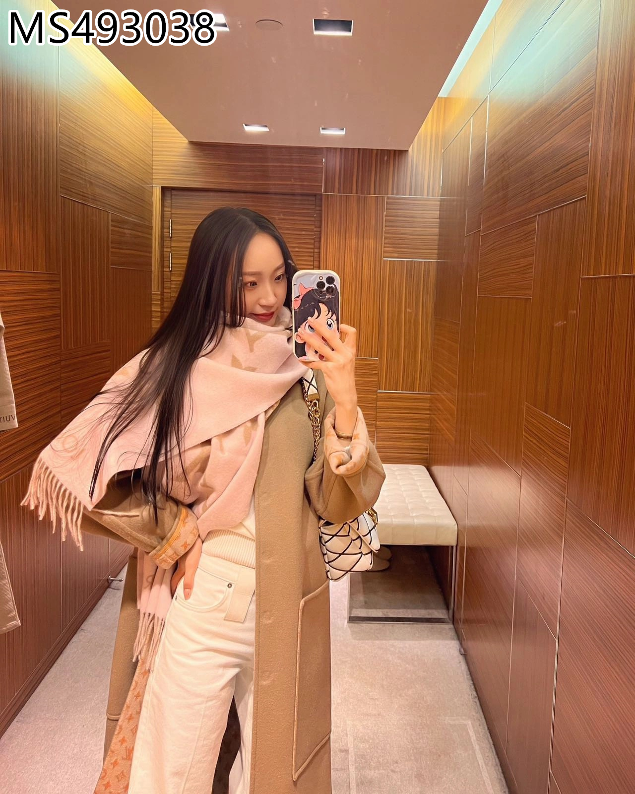 LV $26 gallery