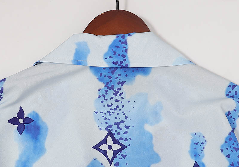 LV $26 gallery