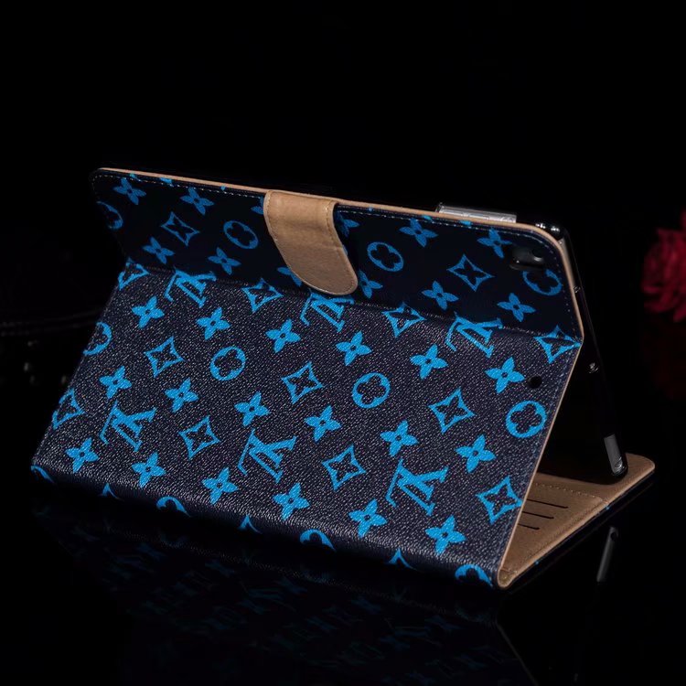 LV $26 gallery