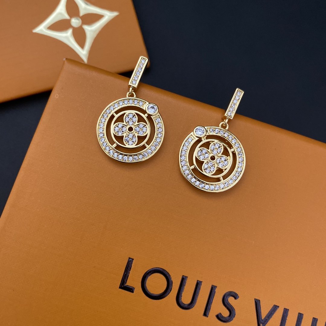 LV $27 gallery