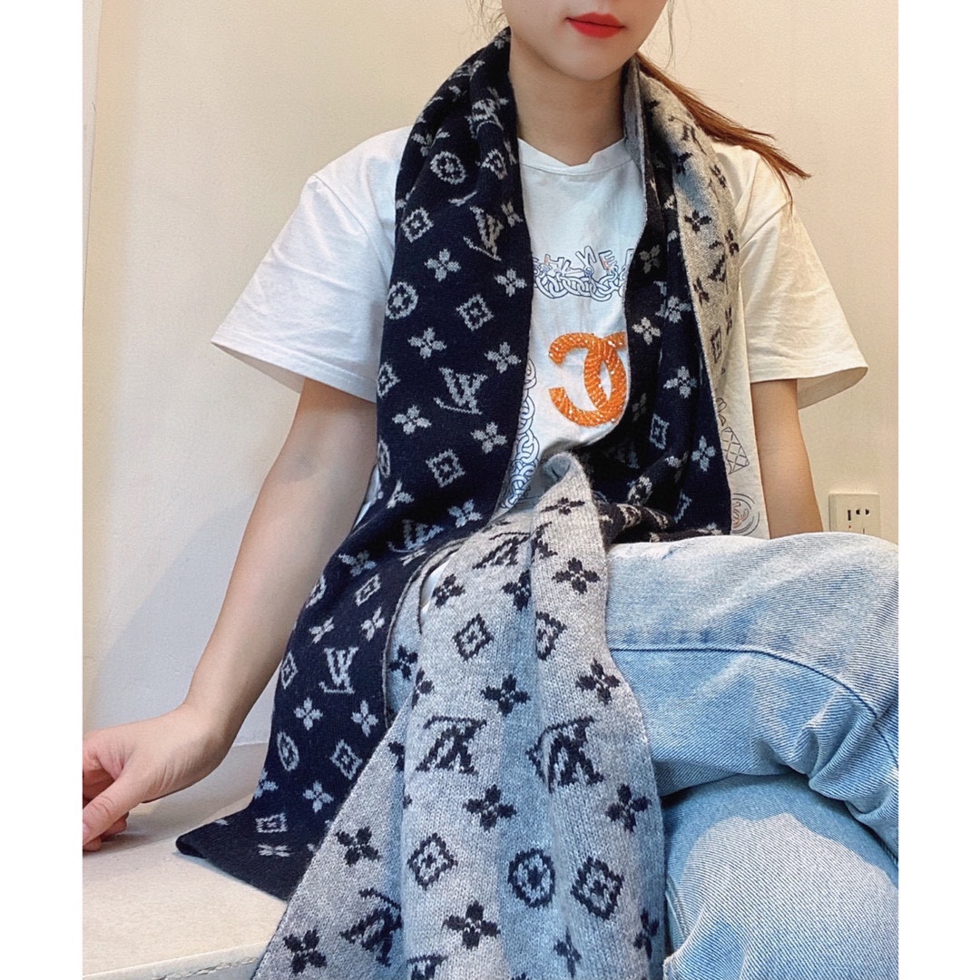 LV $27 gallery
