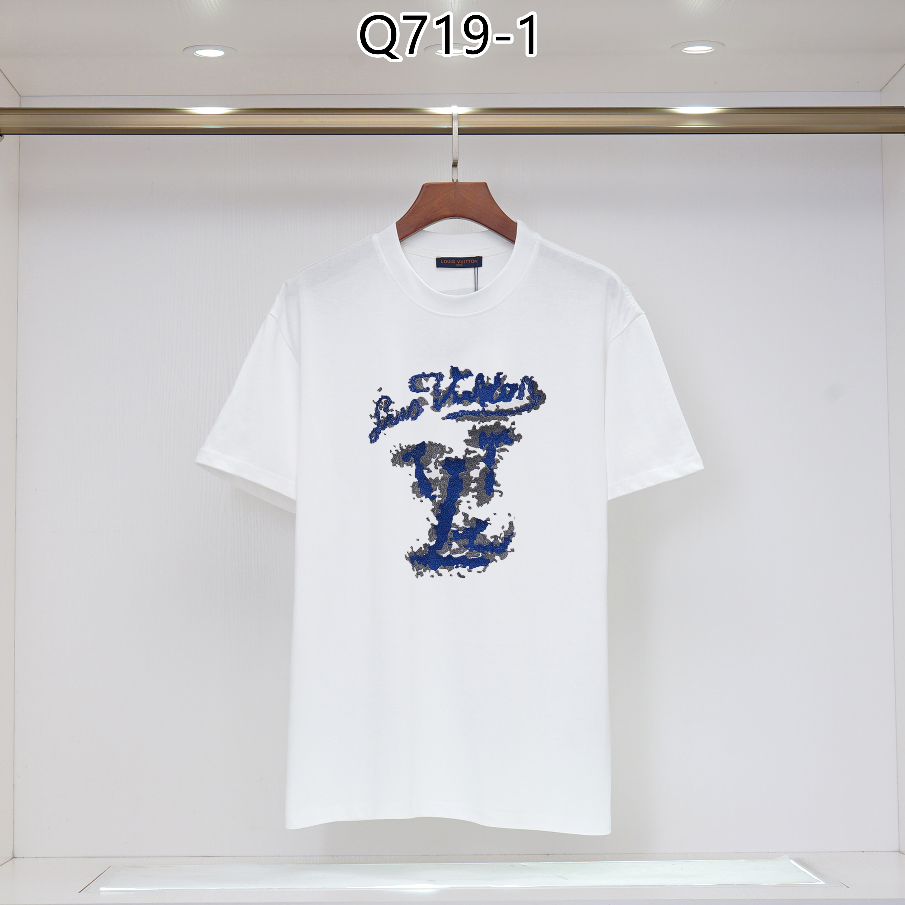 LV $27 gallery