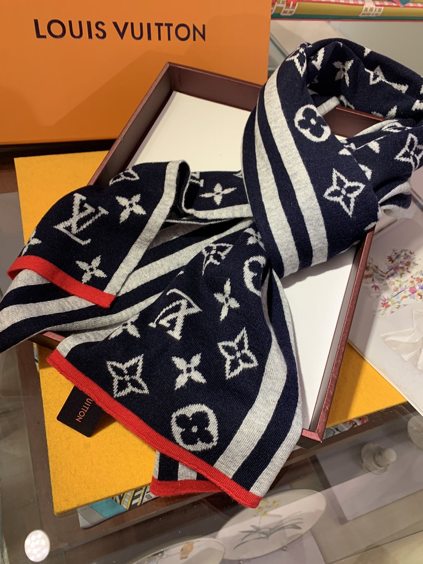 LV $27 gallery
