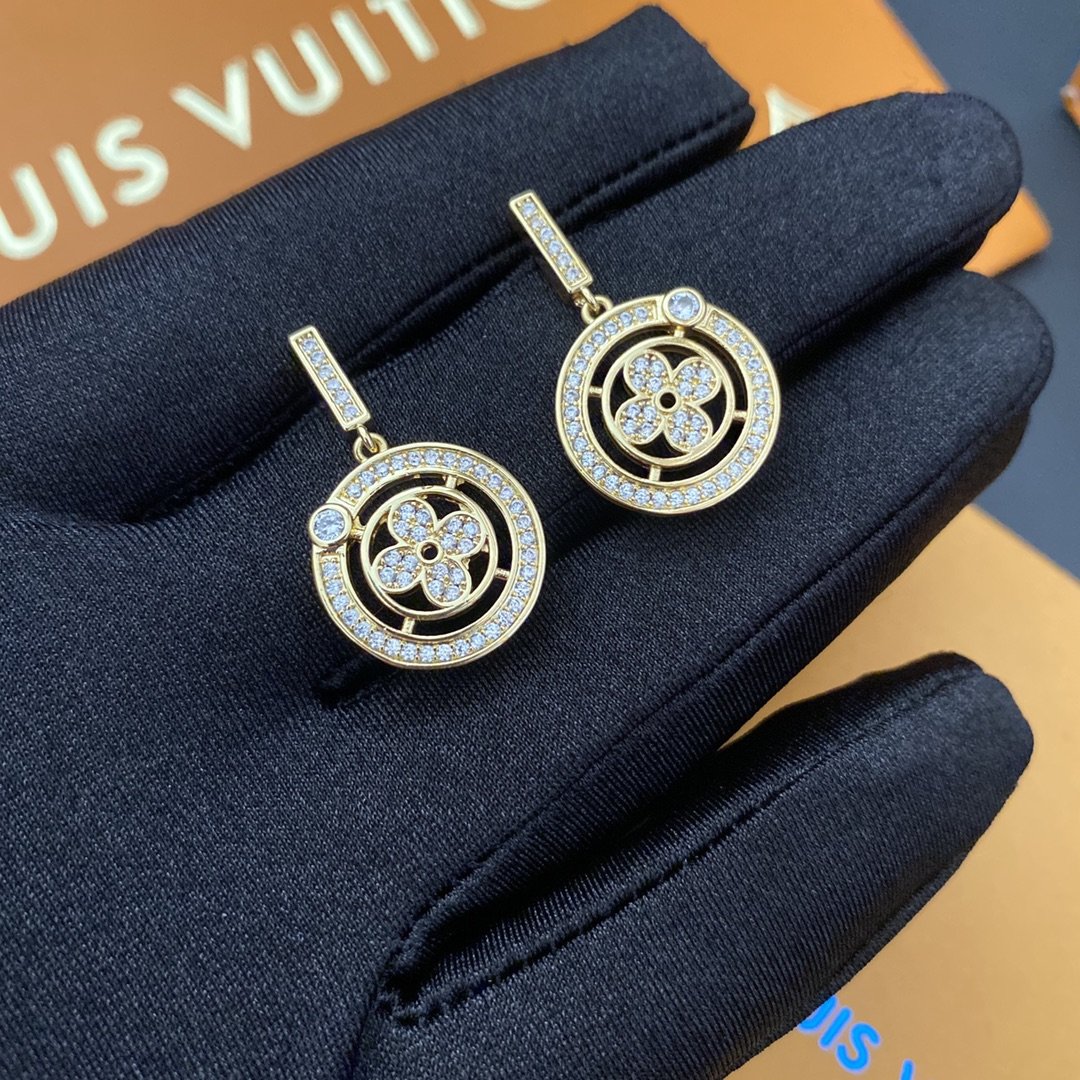 LV $27 gallery