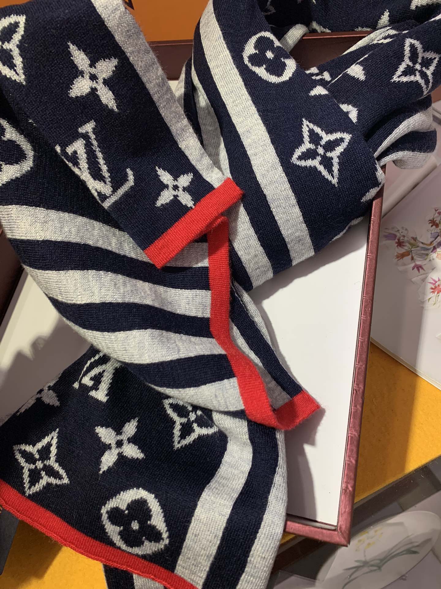 LV $27 gallery