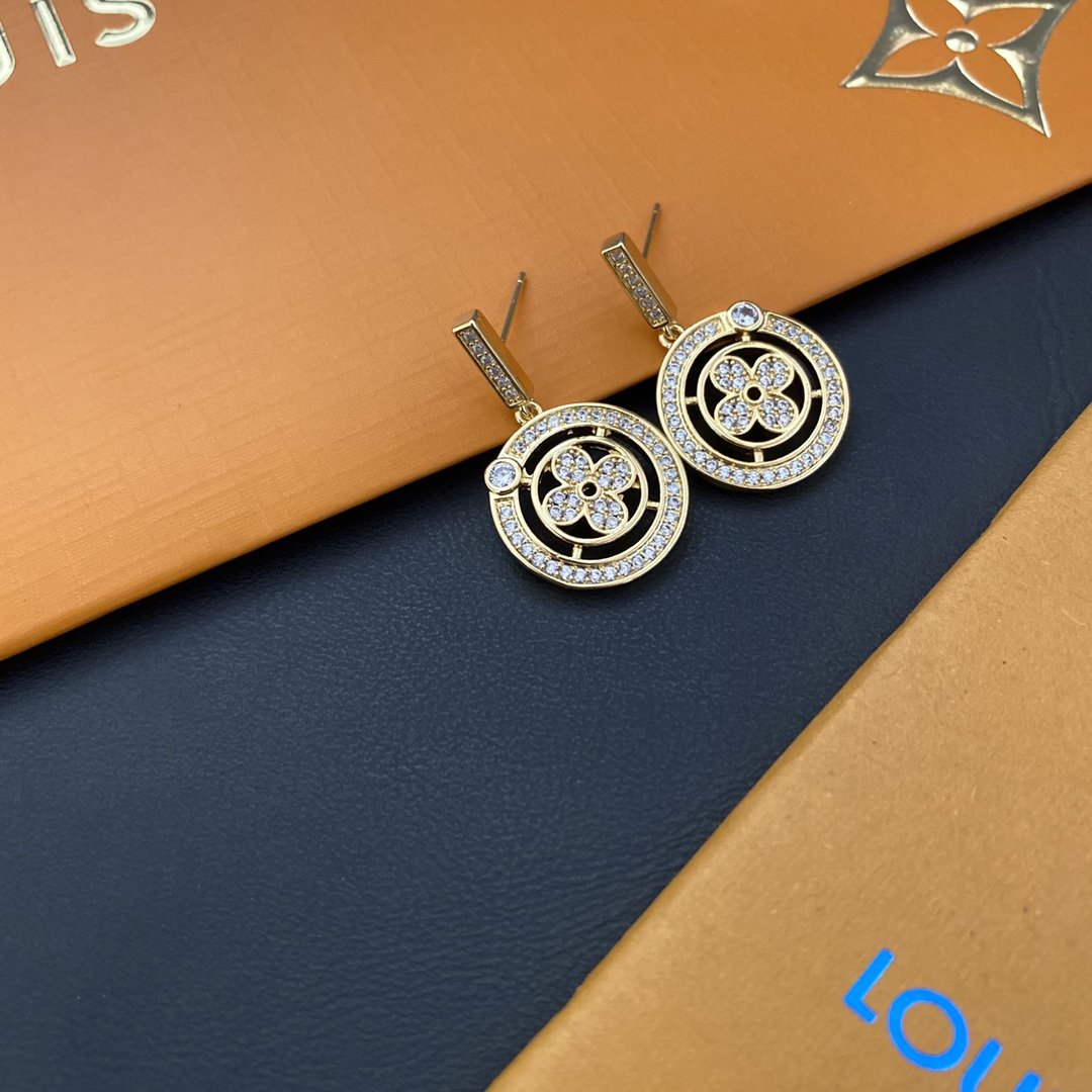 LV $27 gallery