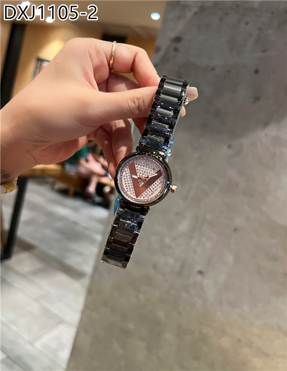 LV gallery