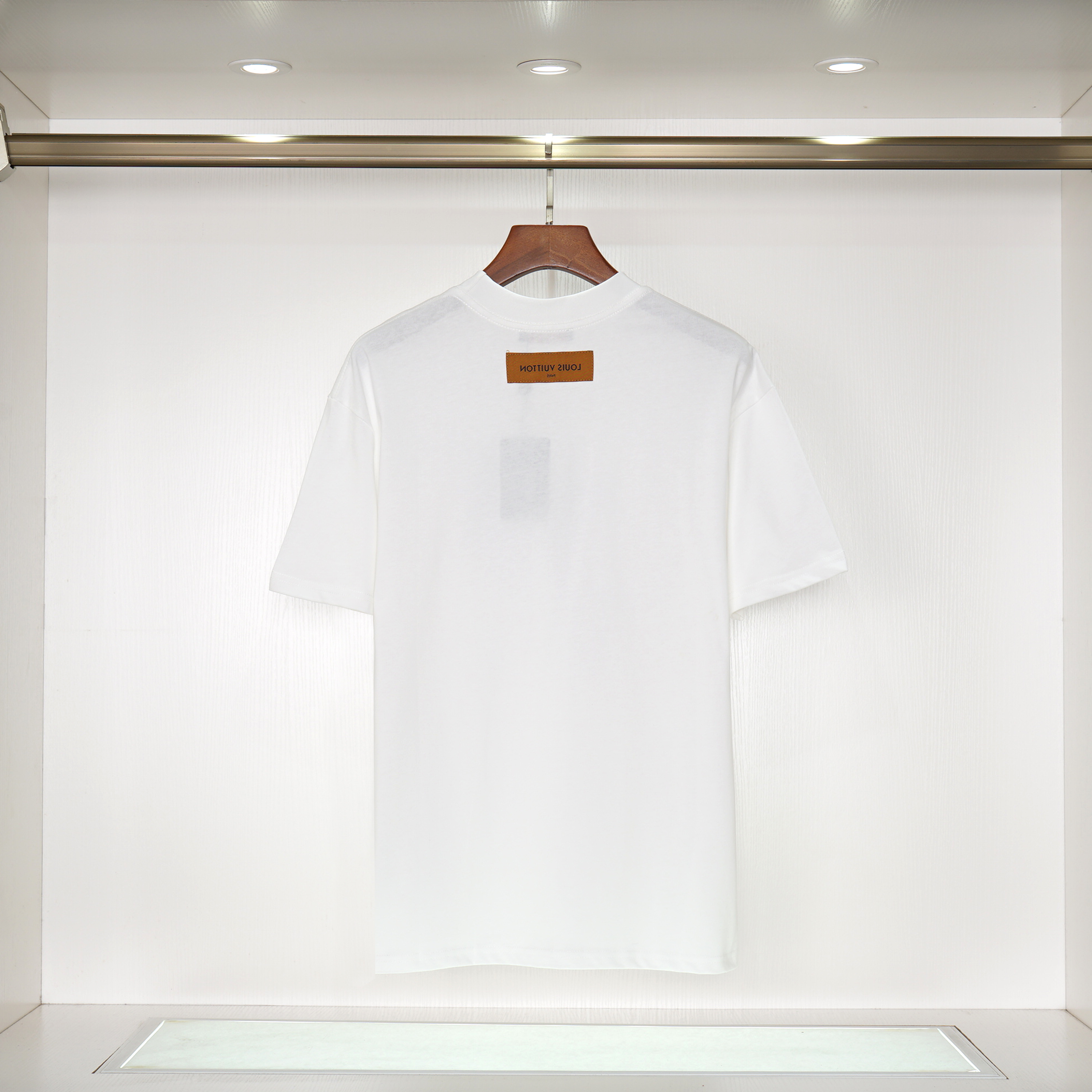LV $27 gallery