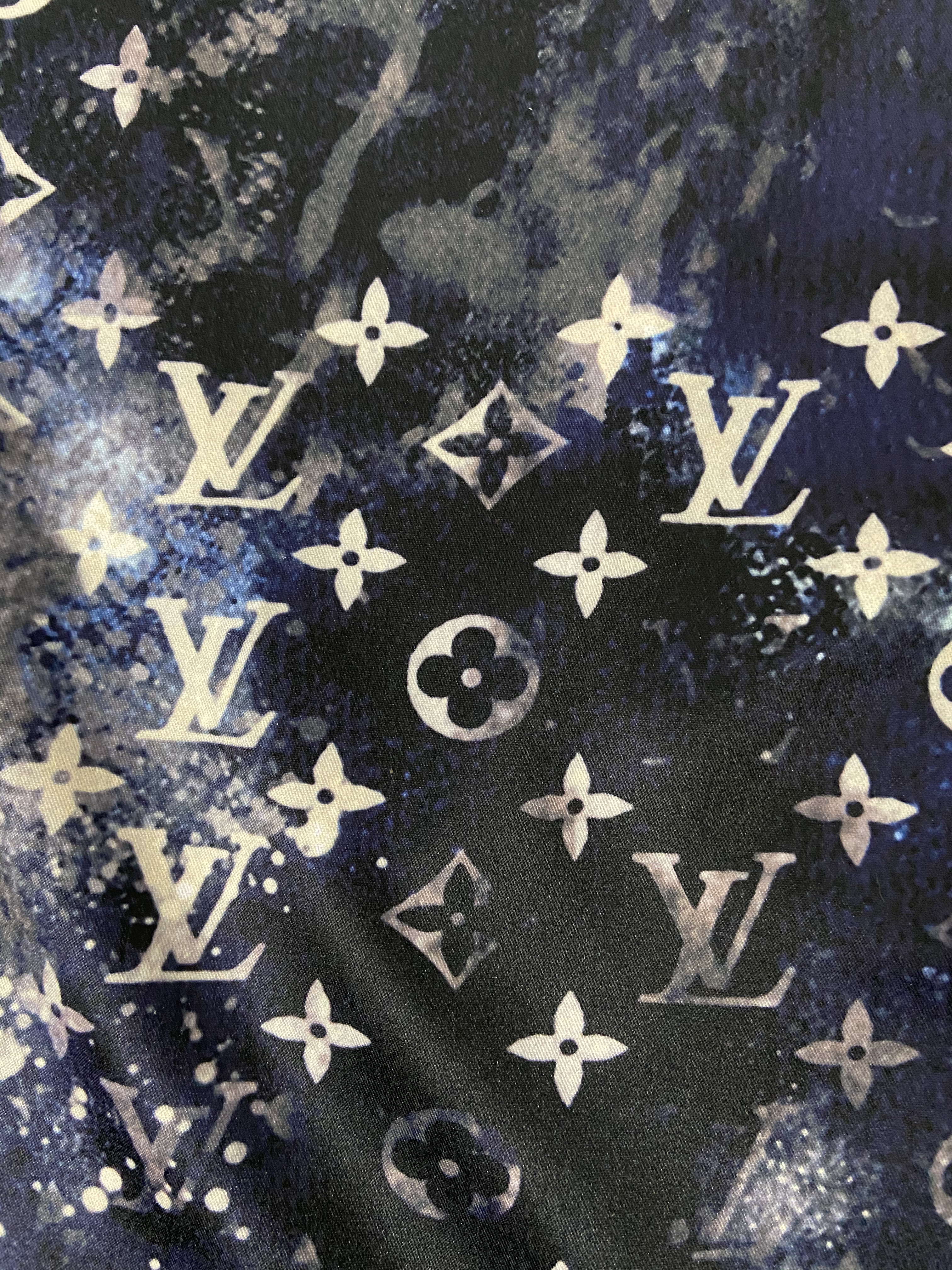 LV gallery