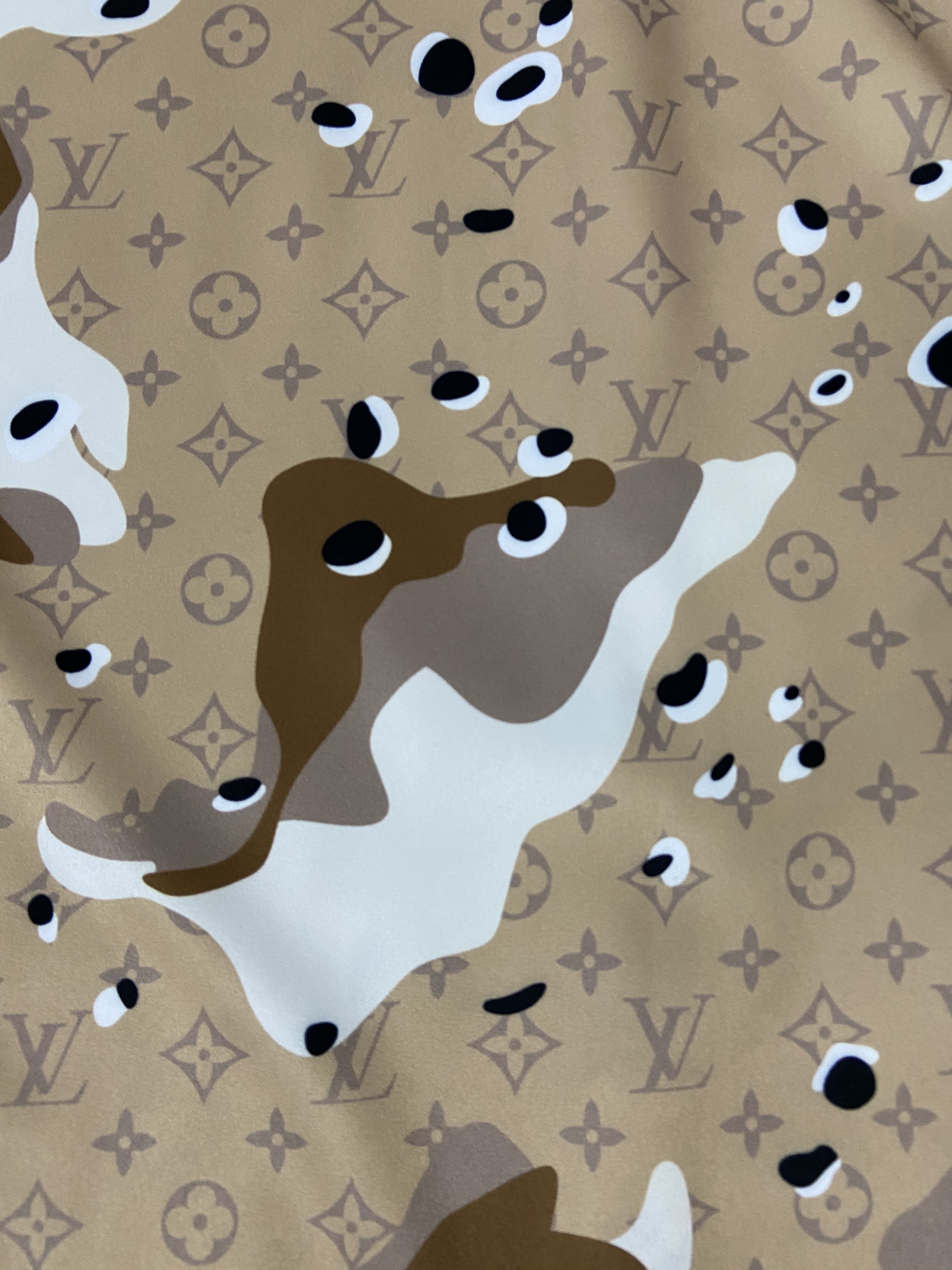 LV gallery