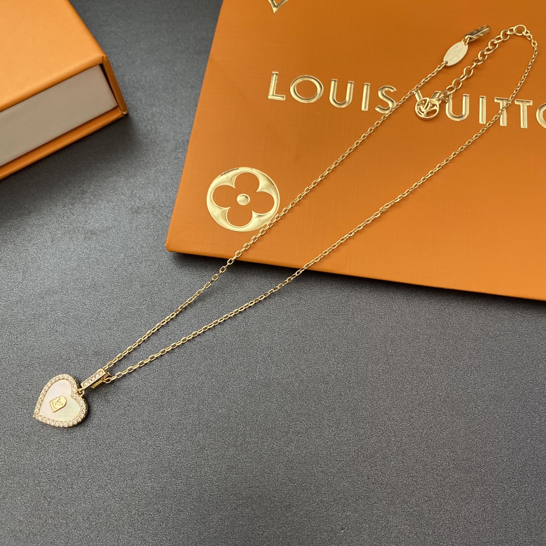 LV $28 gallery