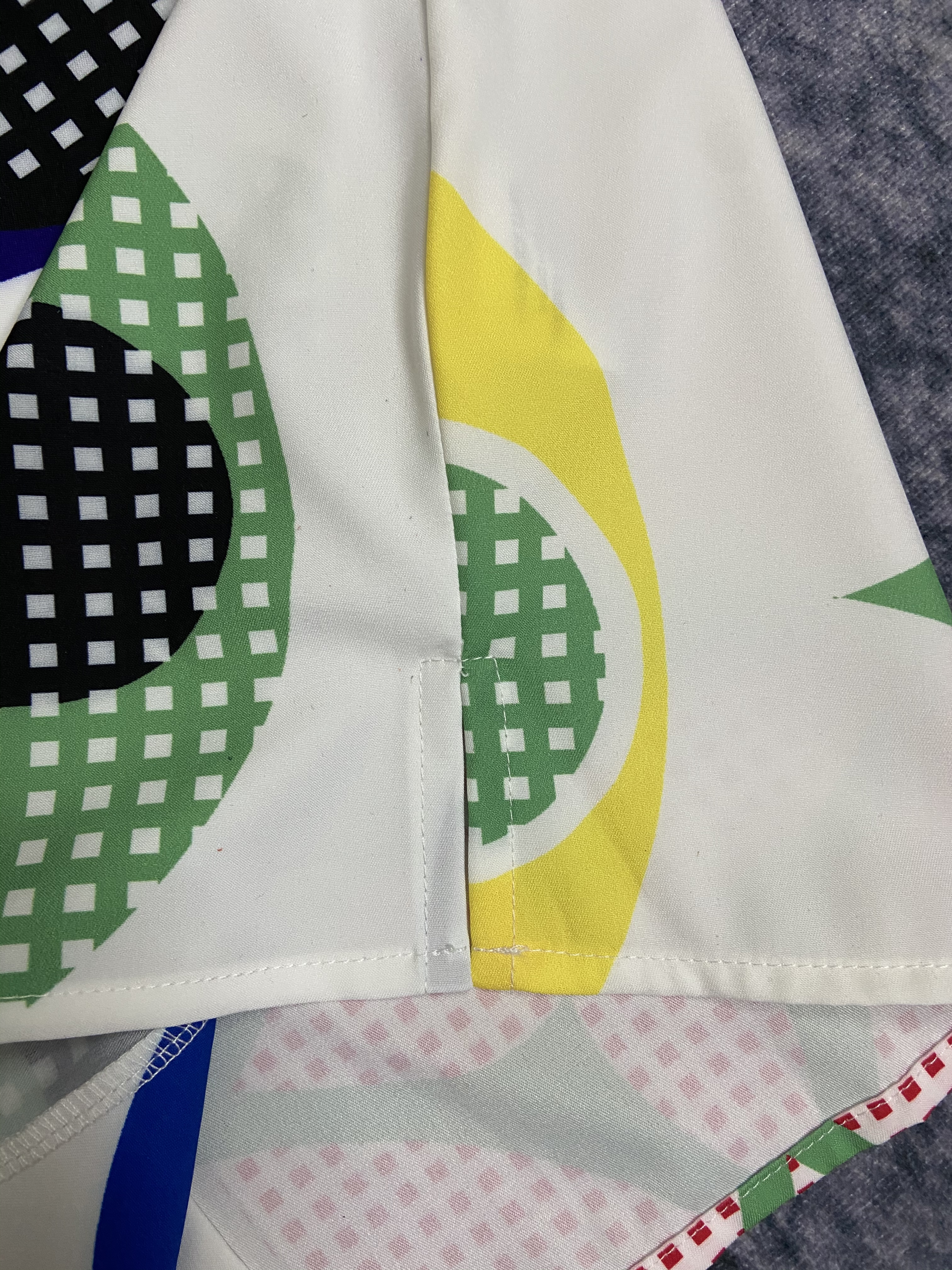 LV $28 gallery