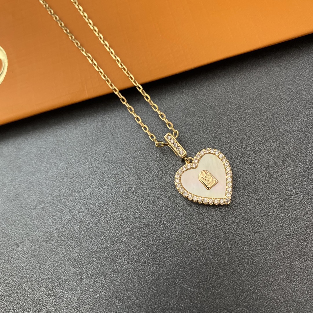 LV $28 gallery