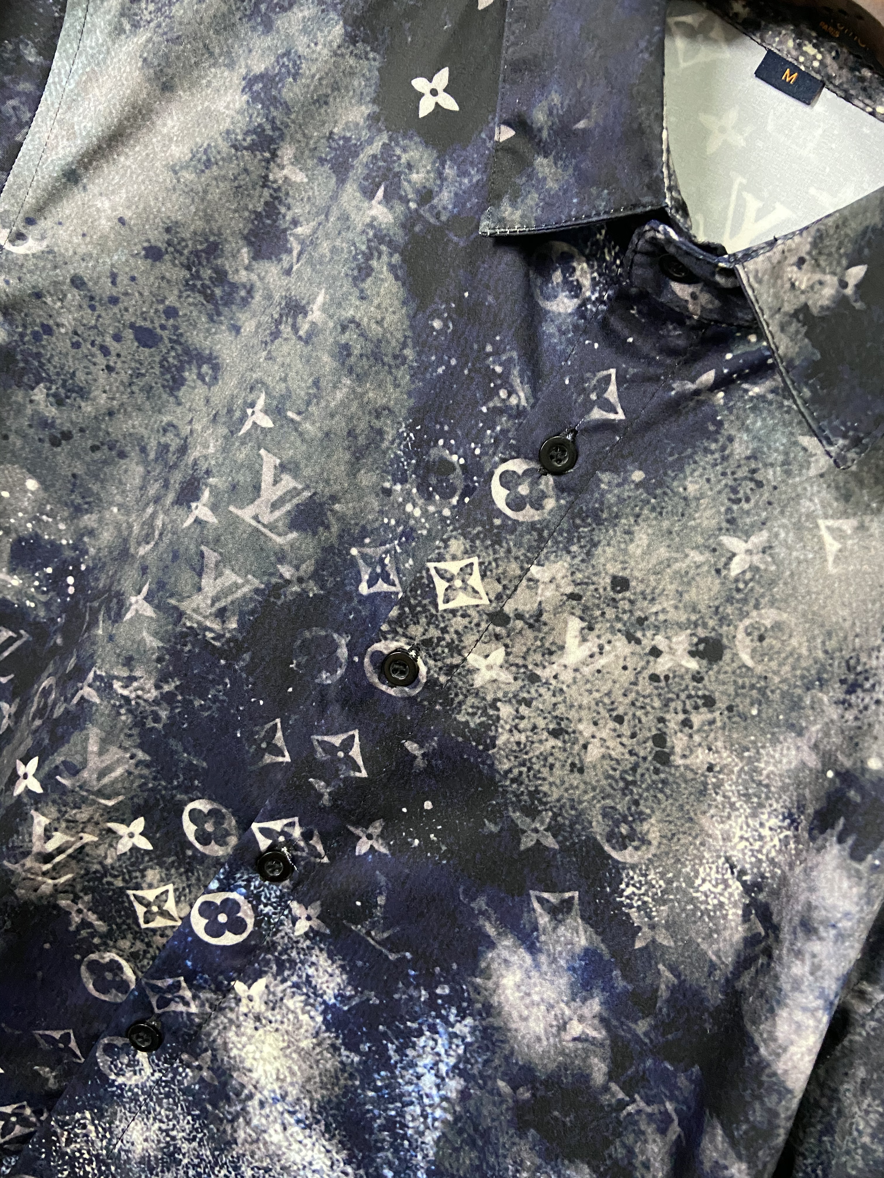 LV gallery