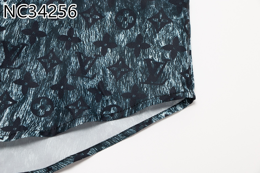 LV $28 gallery
