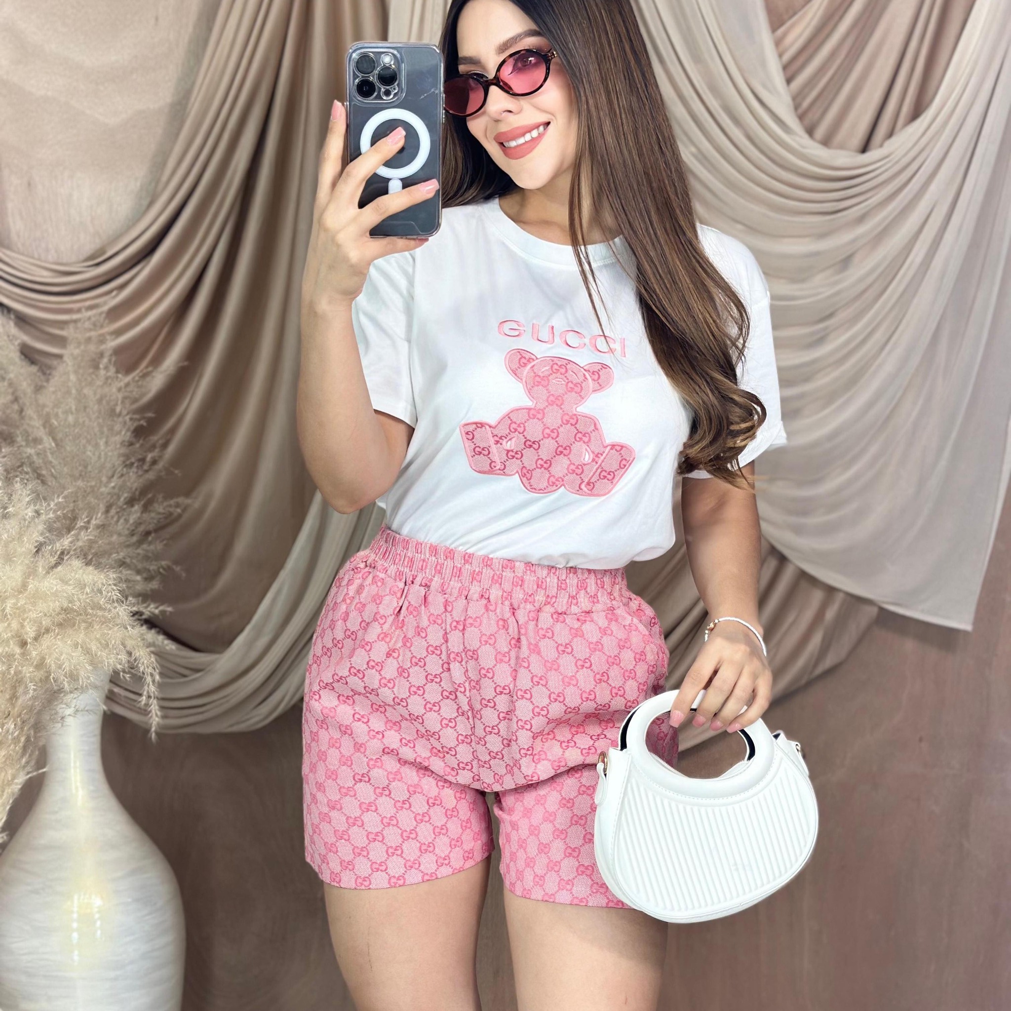 LV gallery