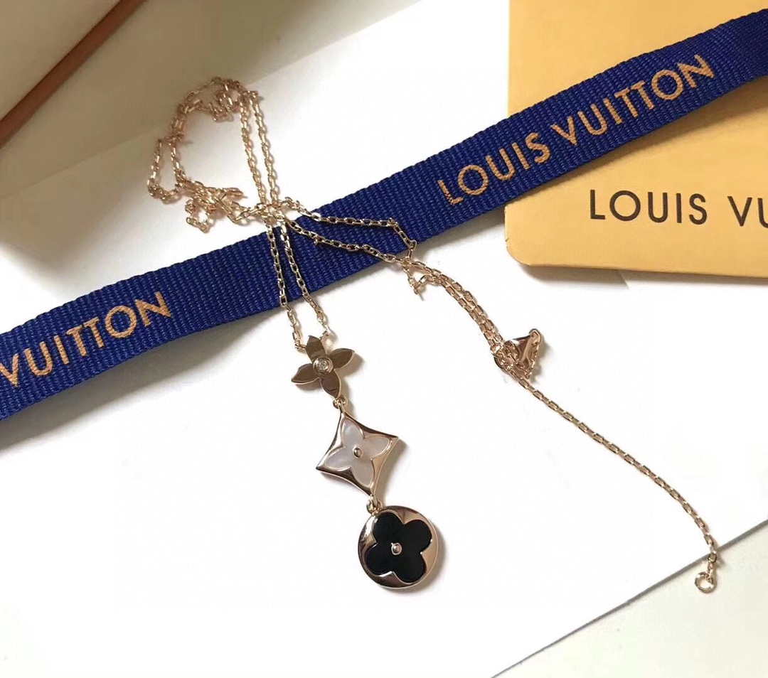 LV $44 gallery