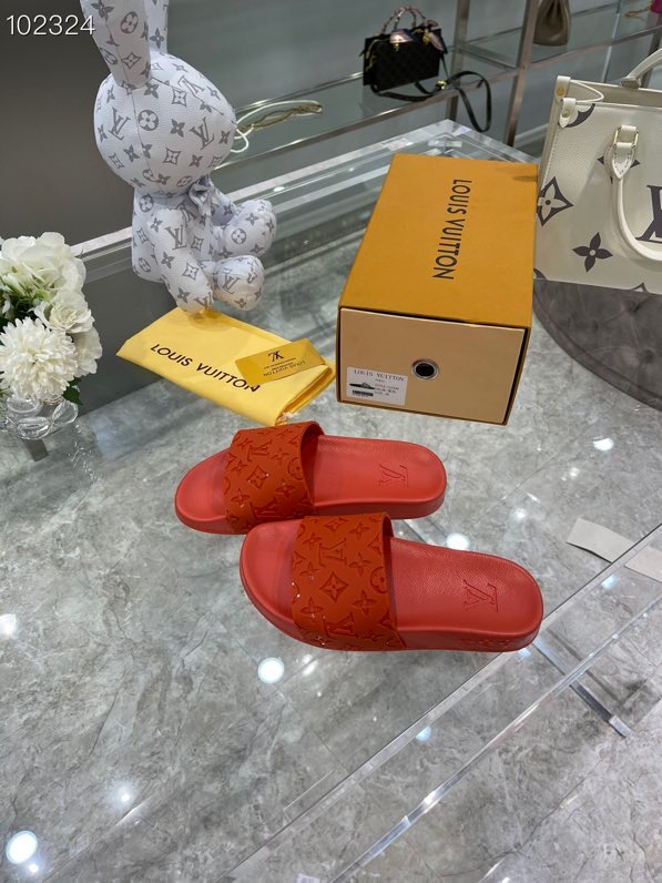 LV gallery