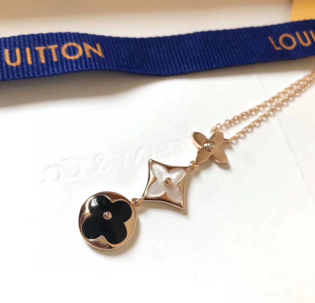 LV $44 gallery