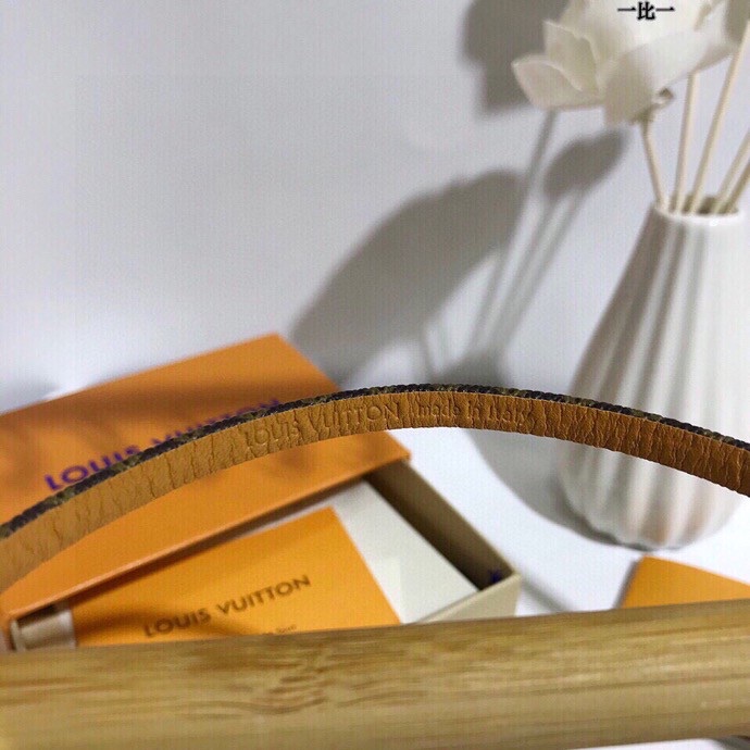 LV $44 gallery