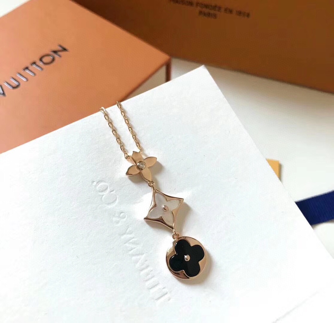 LV $44 gallery