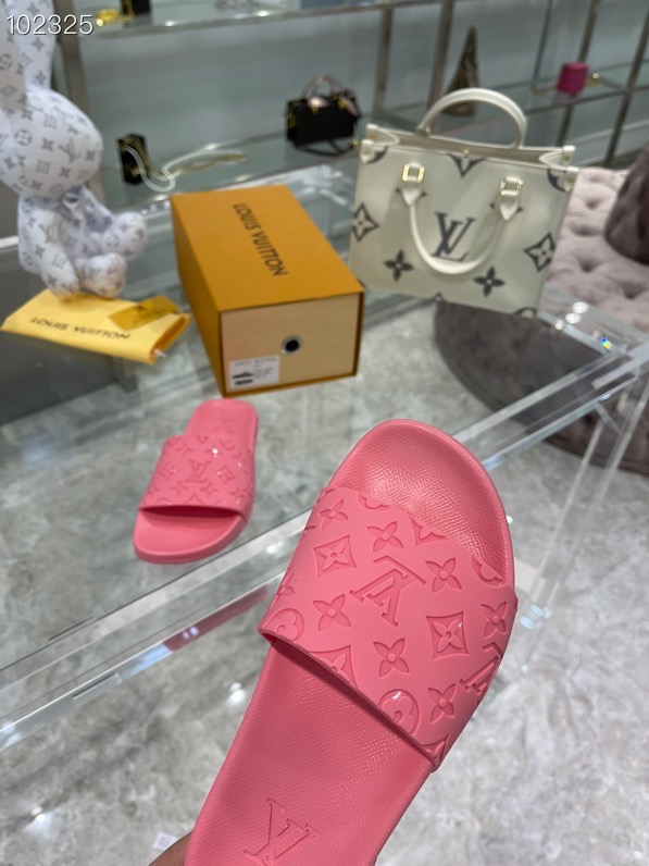 LV gallery