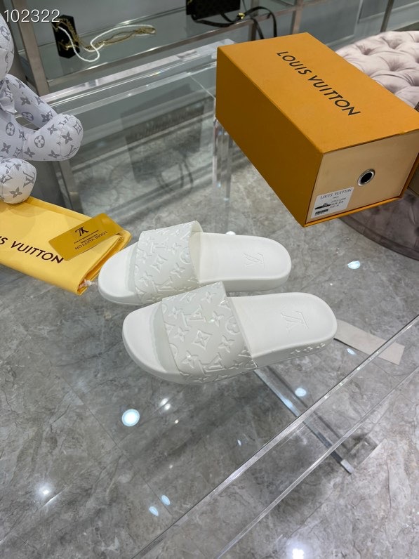 LV gallery