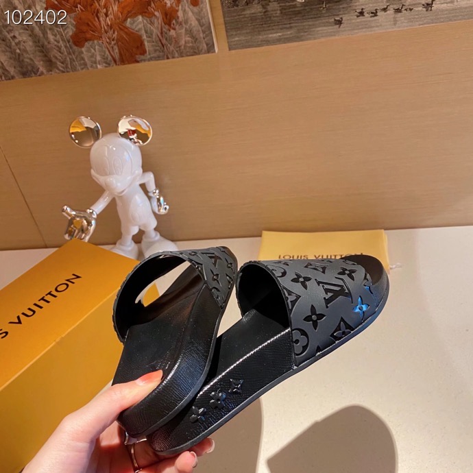 LV gallery