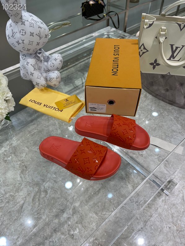 LV gallery