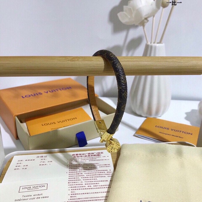 LV $44 gallery