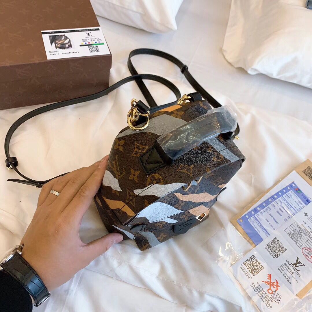 LV $49 gallery
