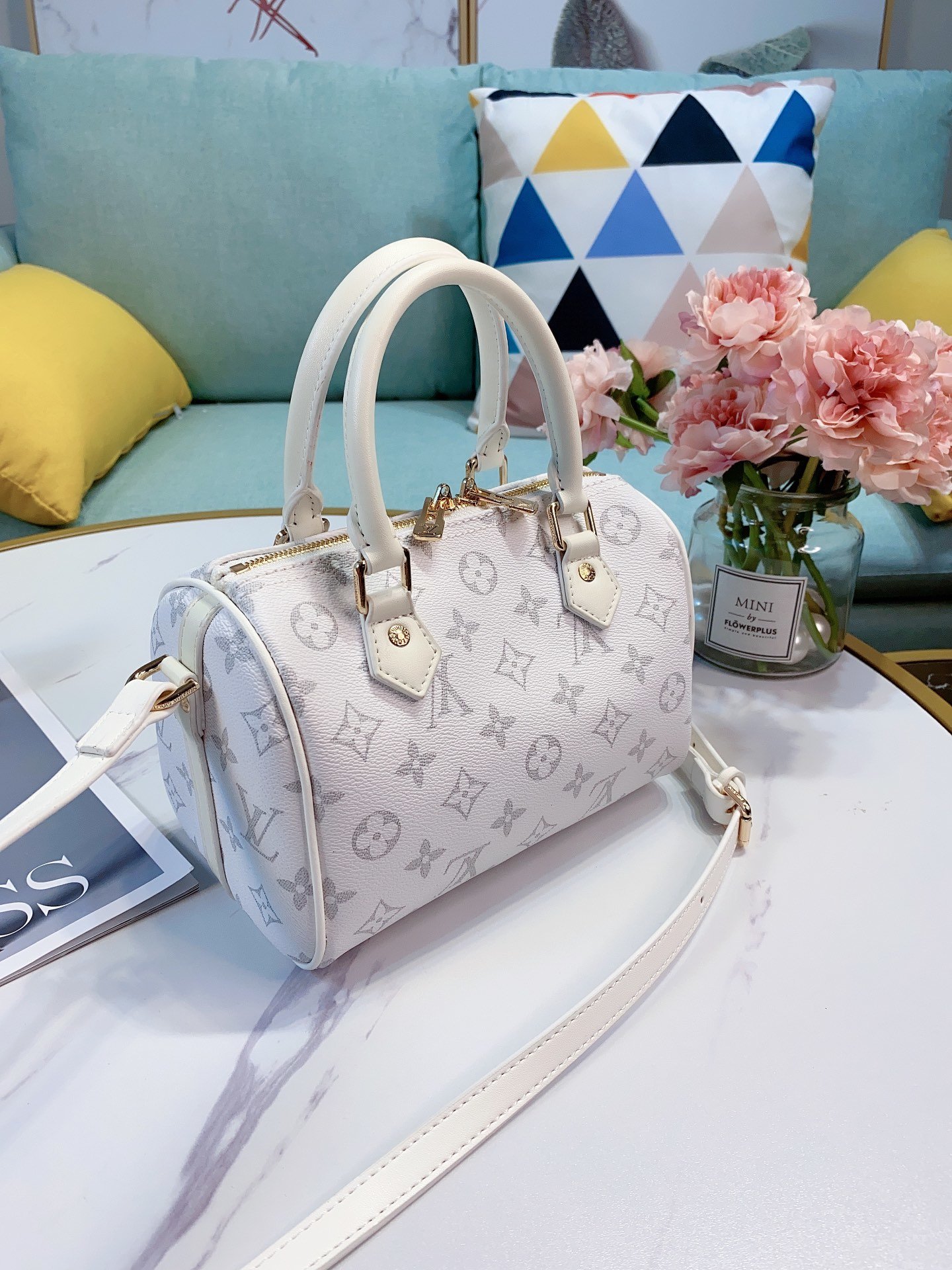 LV $50 gallery