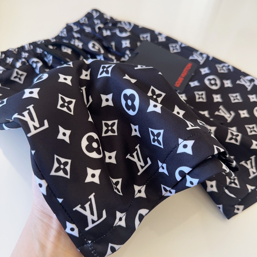 LV $50 gallery