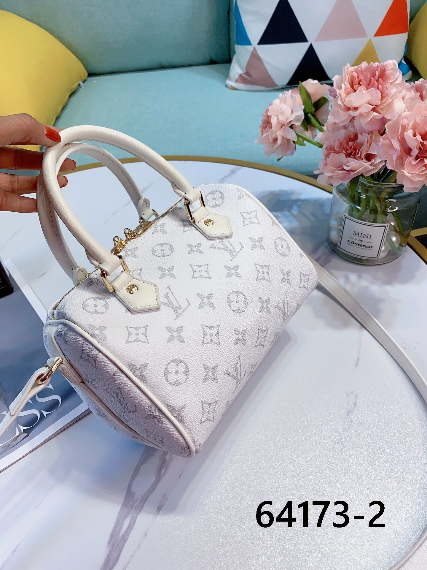 LV $50 gallery