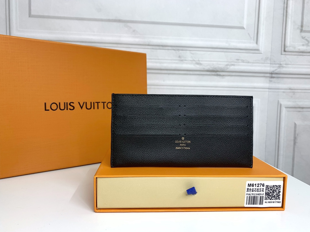 LV $50 gallery