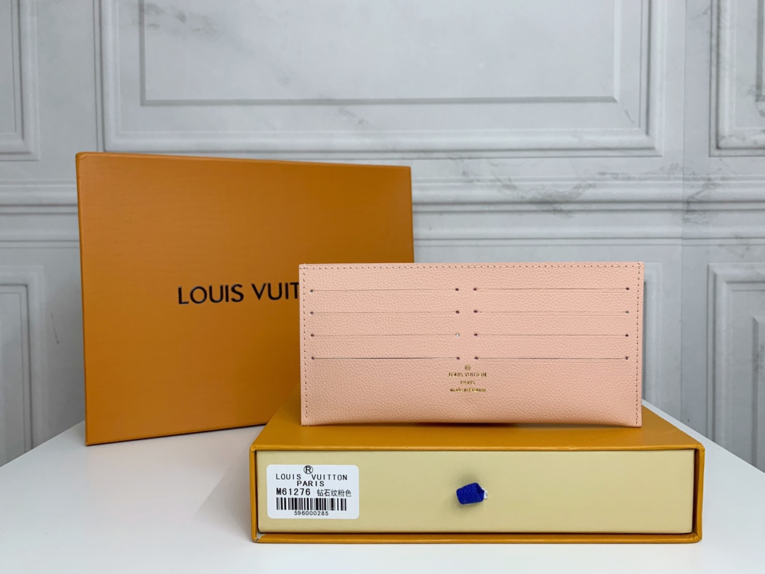 LV $50 gallery