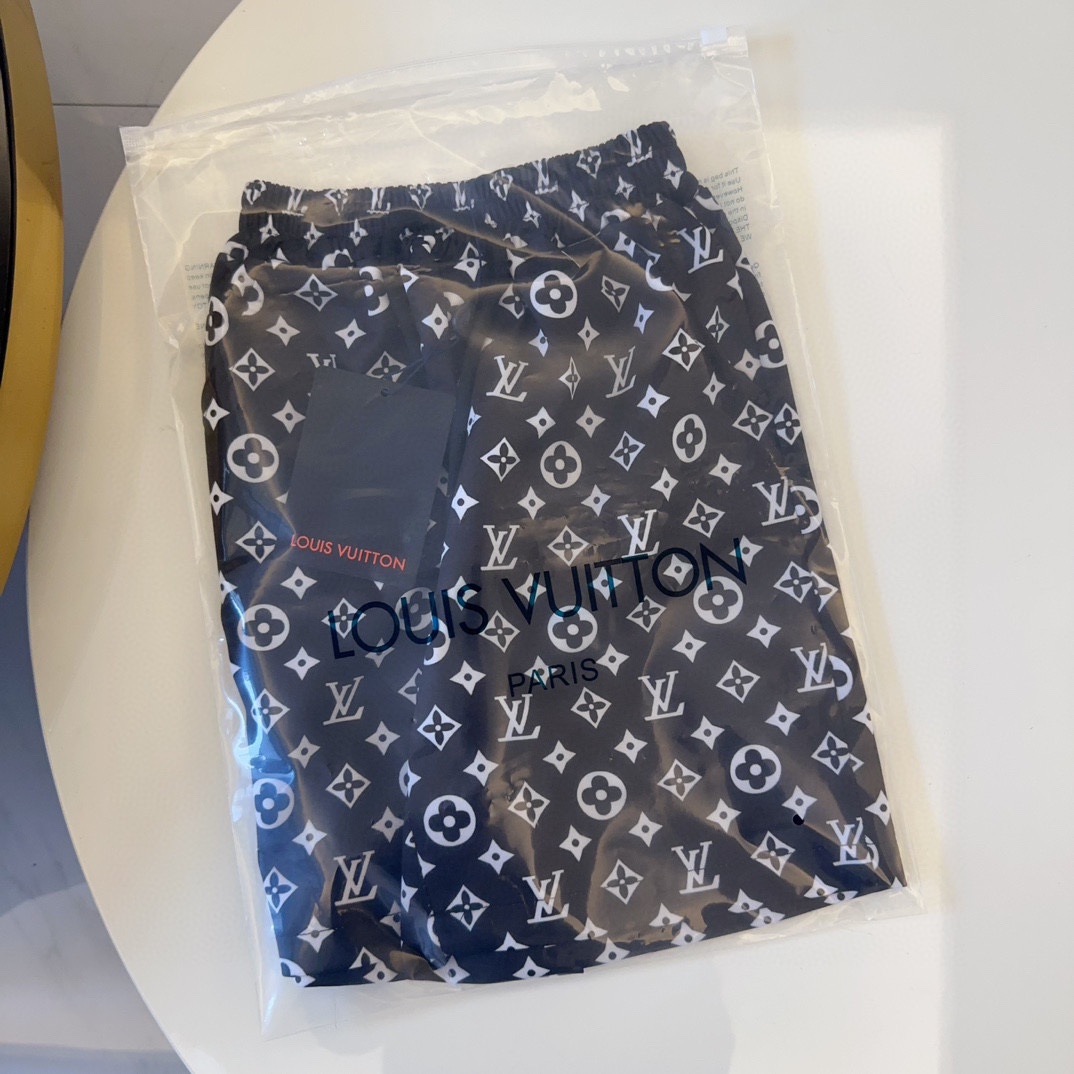LV $50 gallery