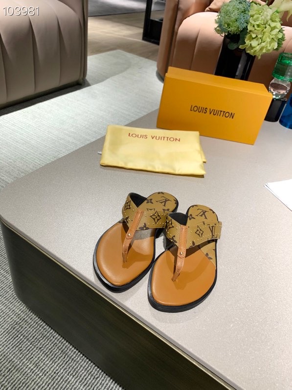 LV $50 gallery