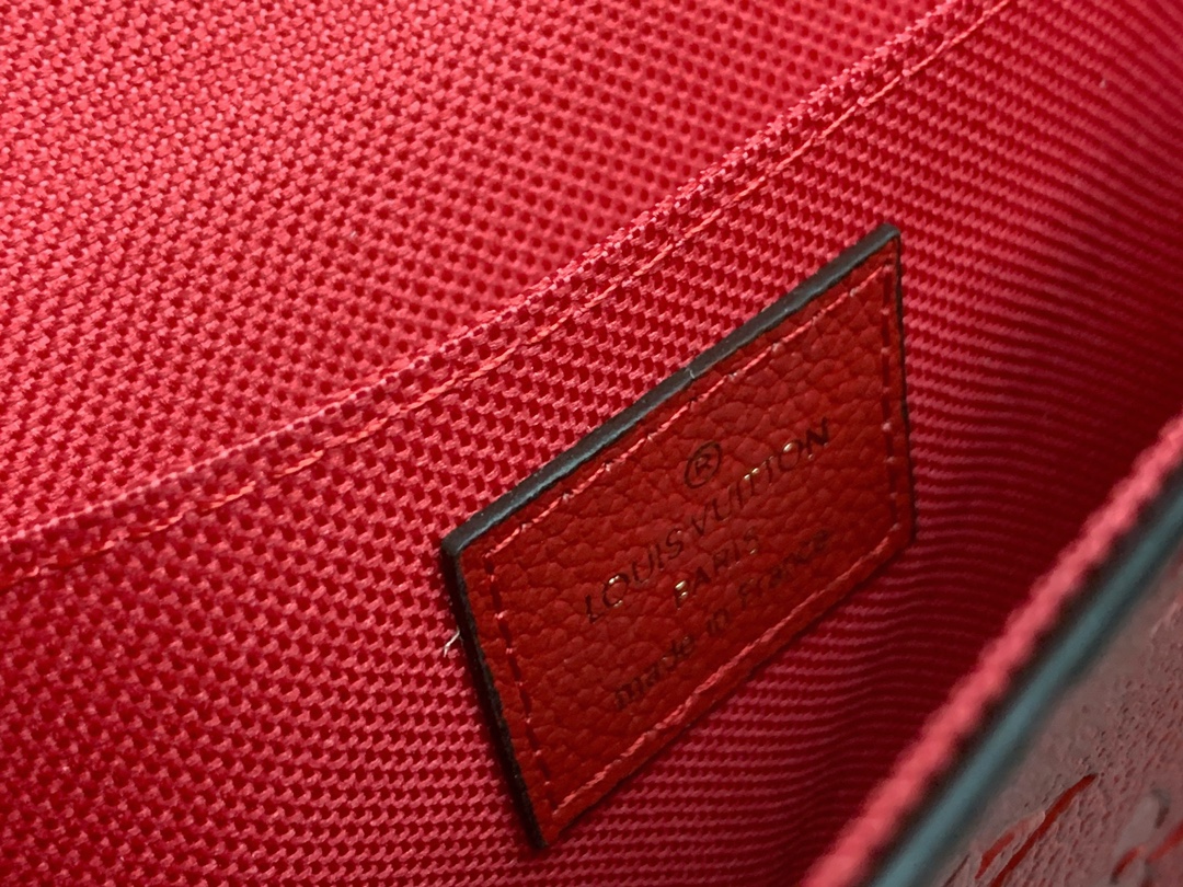 LV $50 gallery