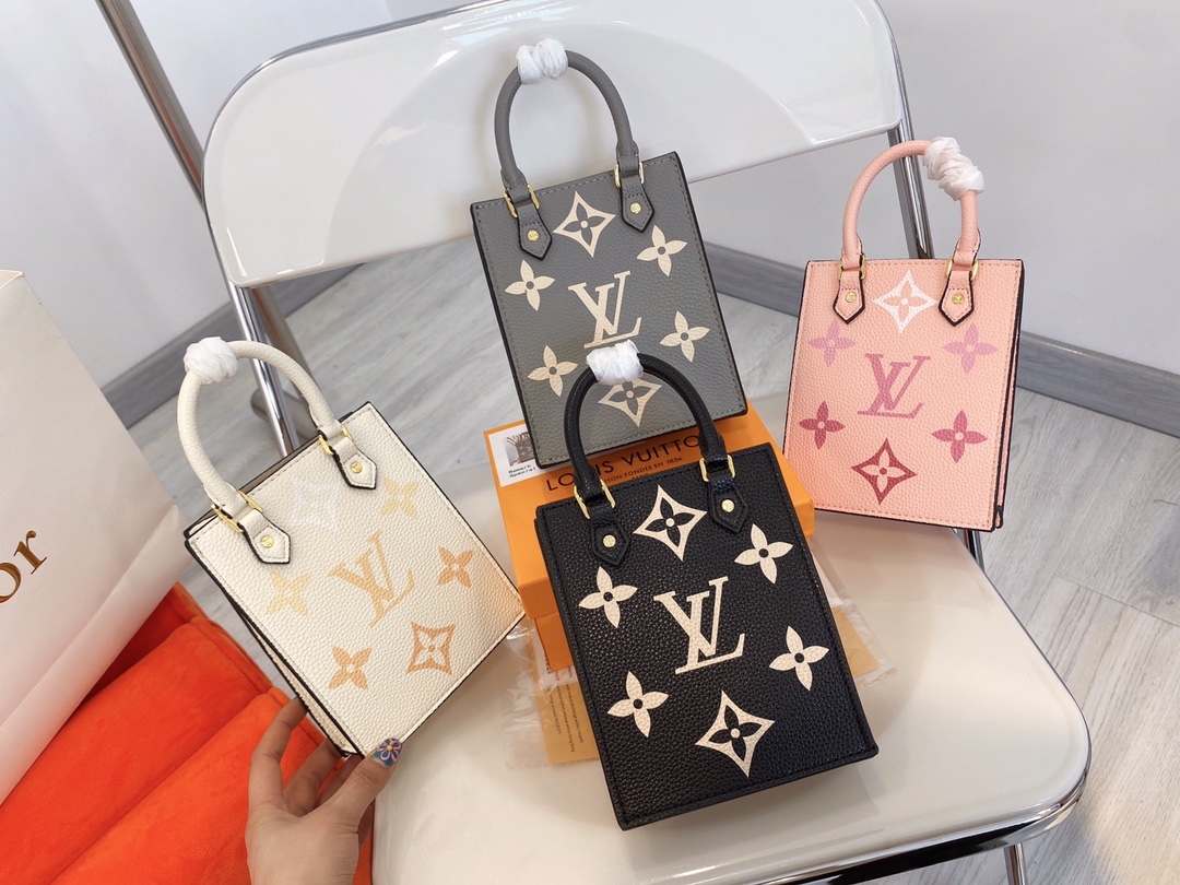 LV gallery